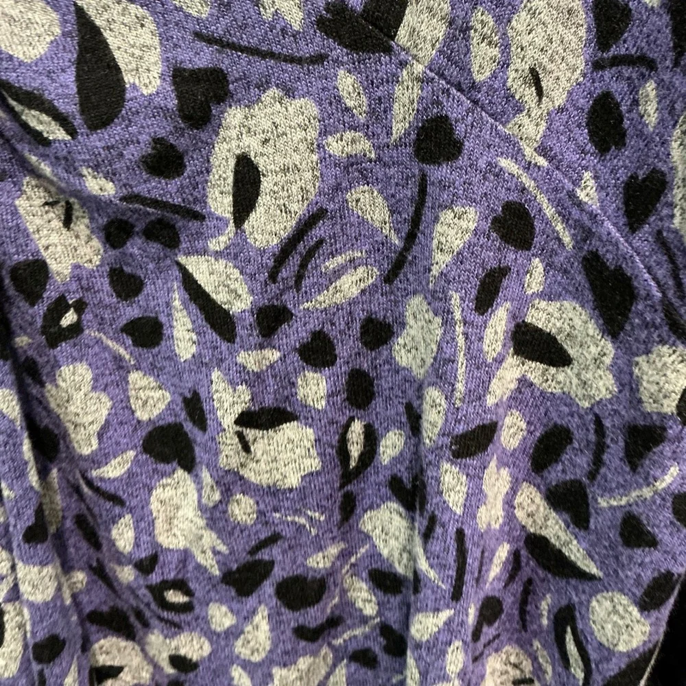 Lane Bryant Top Illusion Collection 22/24 Purple Abstract Twist Front V-Neck - Picture 8 of 9